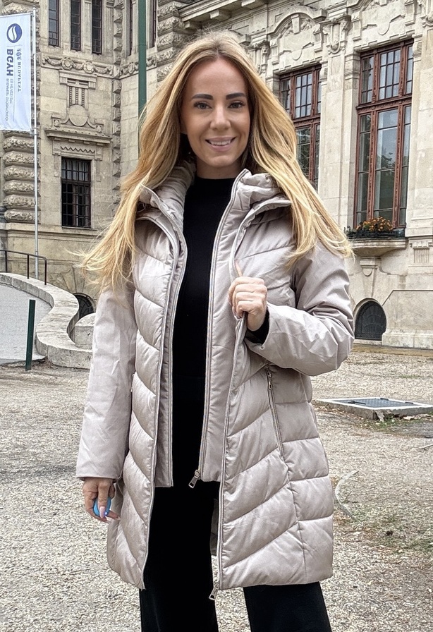Sesil kabát beige – Női télikabát dupla cipzárral és kivehető belső résszel – Innova Fashion